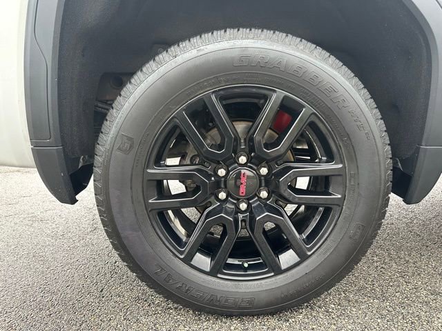 Used 2020 GMC Sierra 1500 Elevation w/ Elevation Value Package image 12