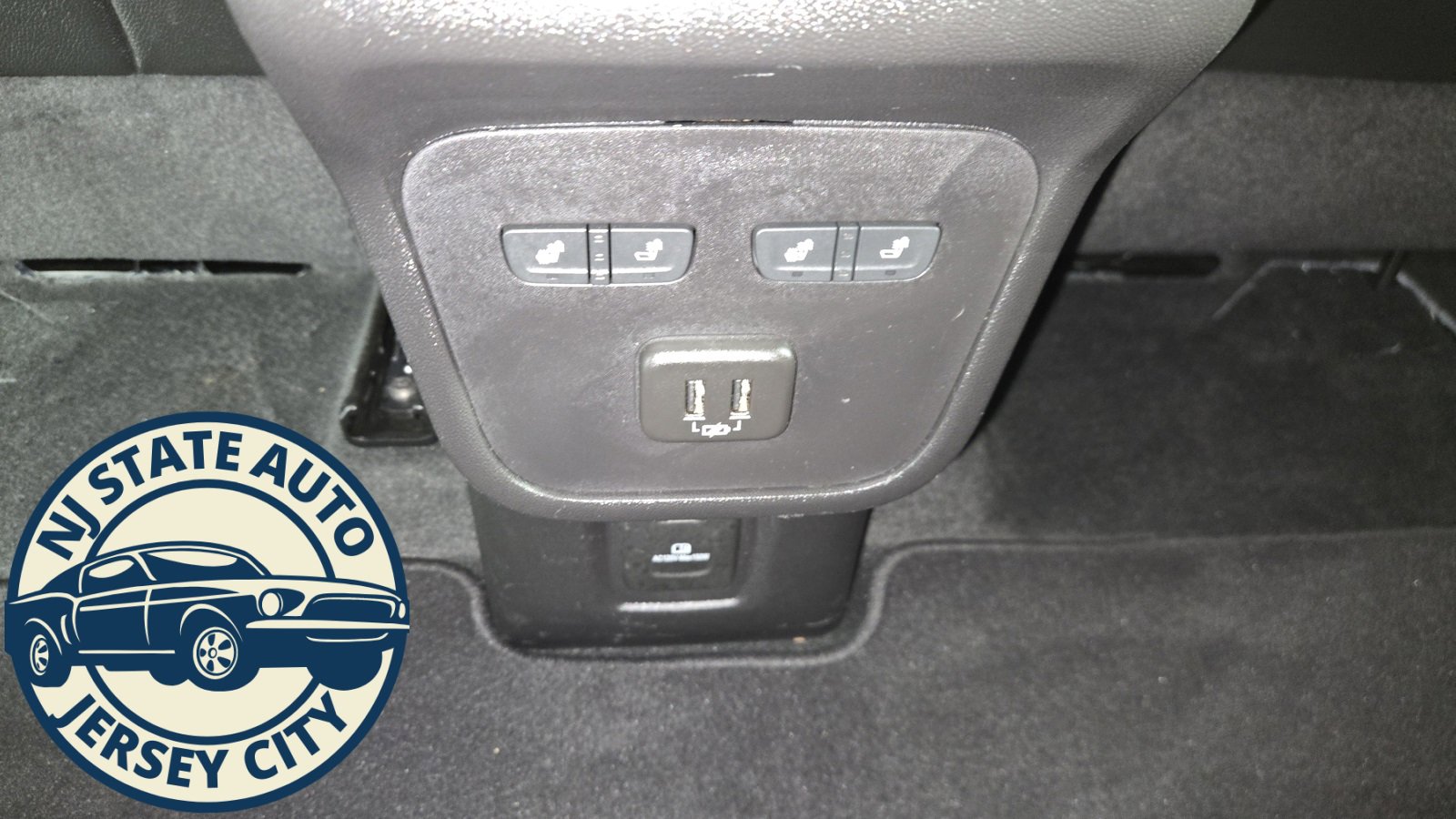 Used 2024 Chevrolet Equinox Premier image 26