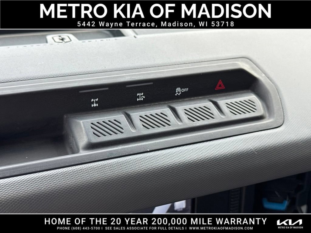 Used 2023 Ford Bronco Black Diamond AWD/4WD image 26