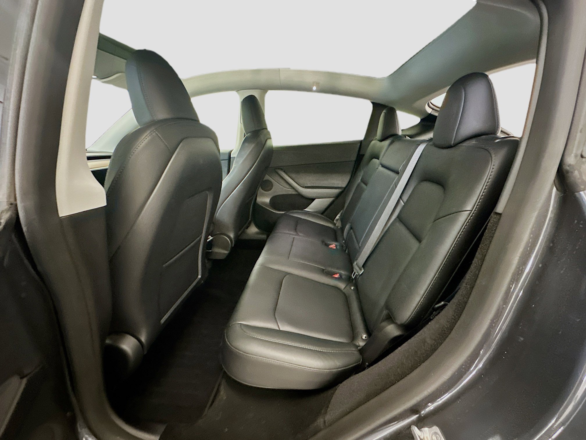 Used 2023 Tesla Model Y Long Range image 27