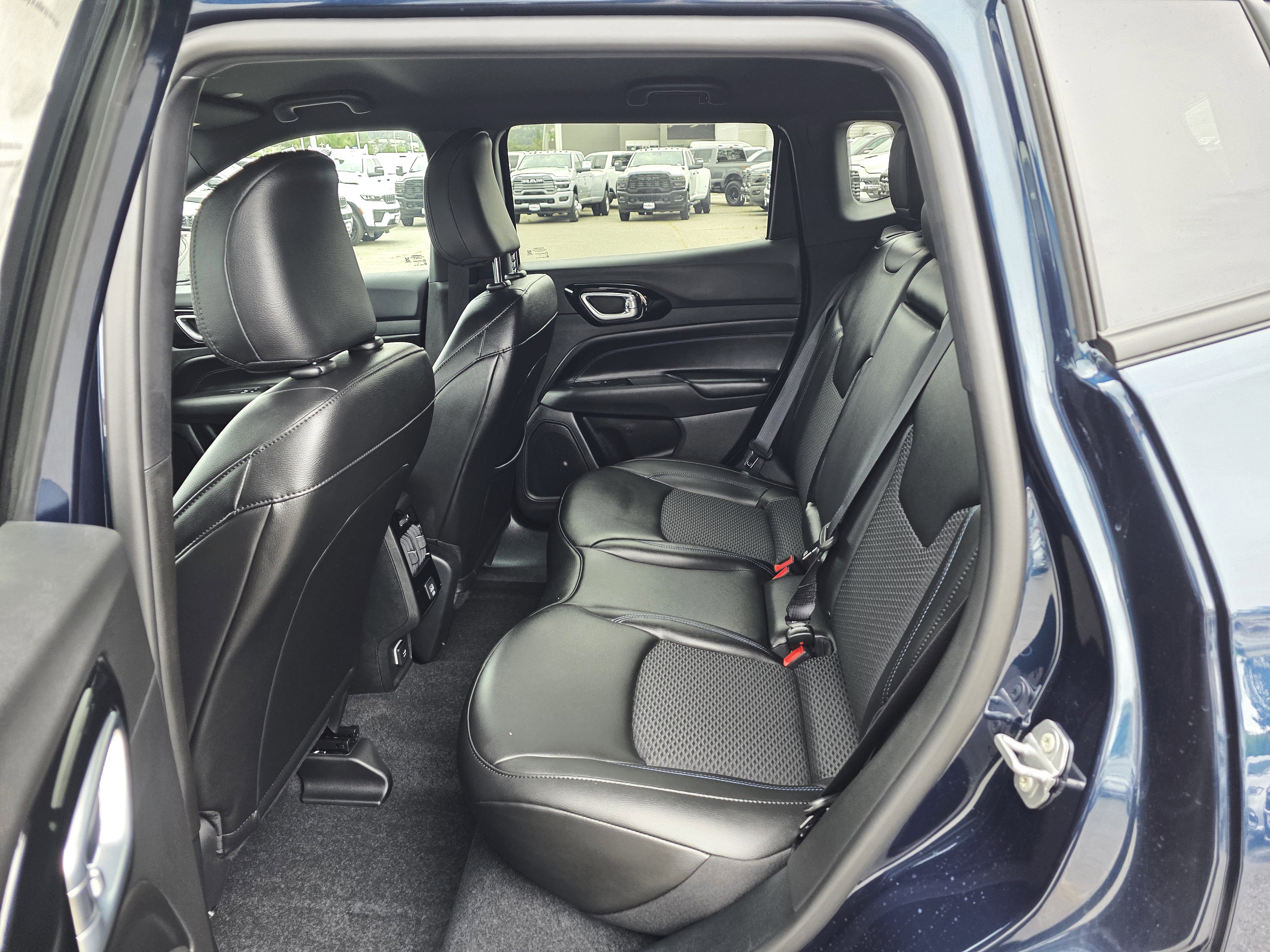 New 2026 Jeep Compass Latitude image 16