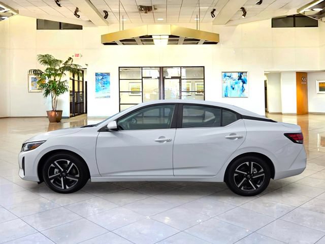 Used 2024 Nissan Sentra SV FWD image 8