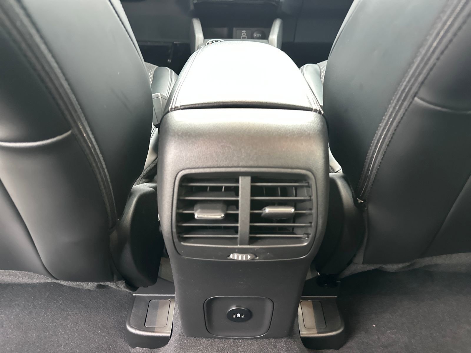 New 2026 Ford Escape SE FWD image 25