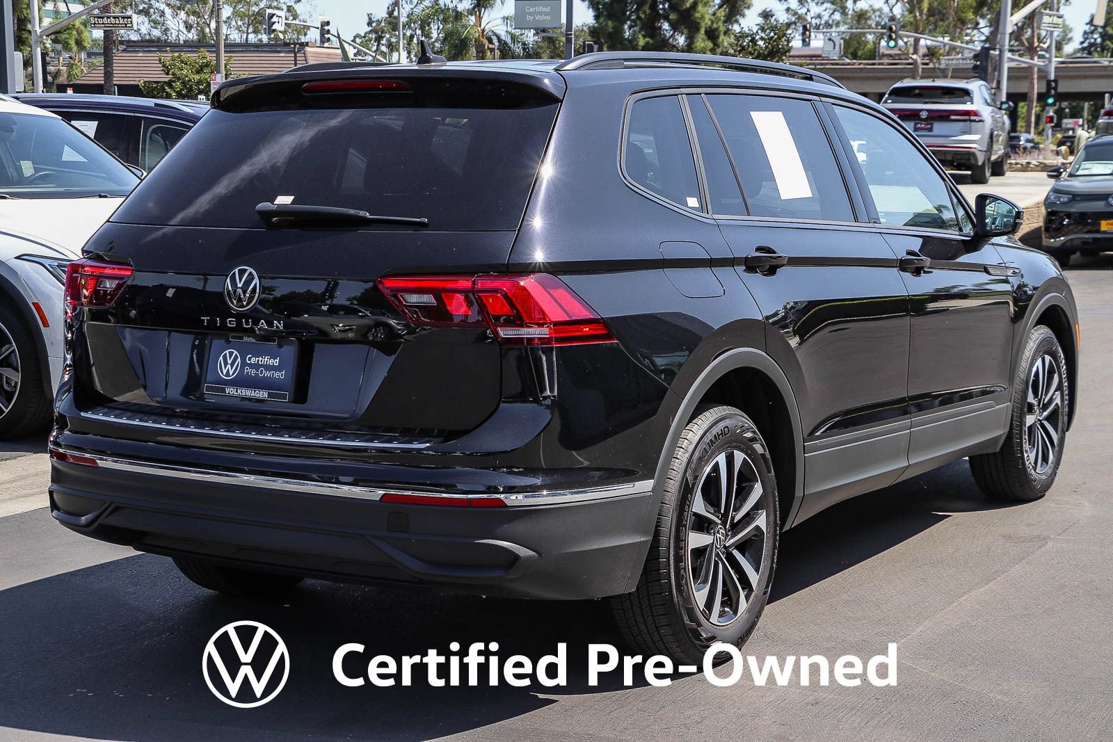 Used 2023 Volkswagen Tiguan S FWD image 7