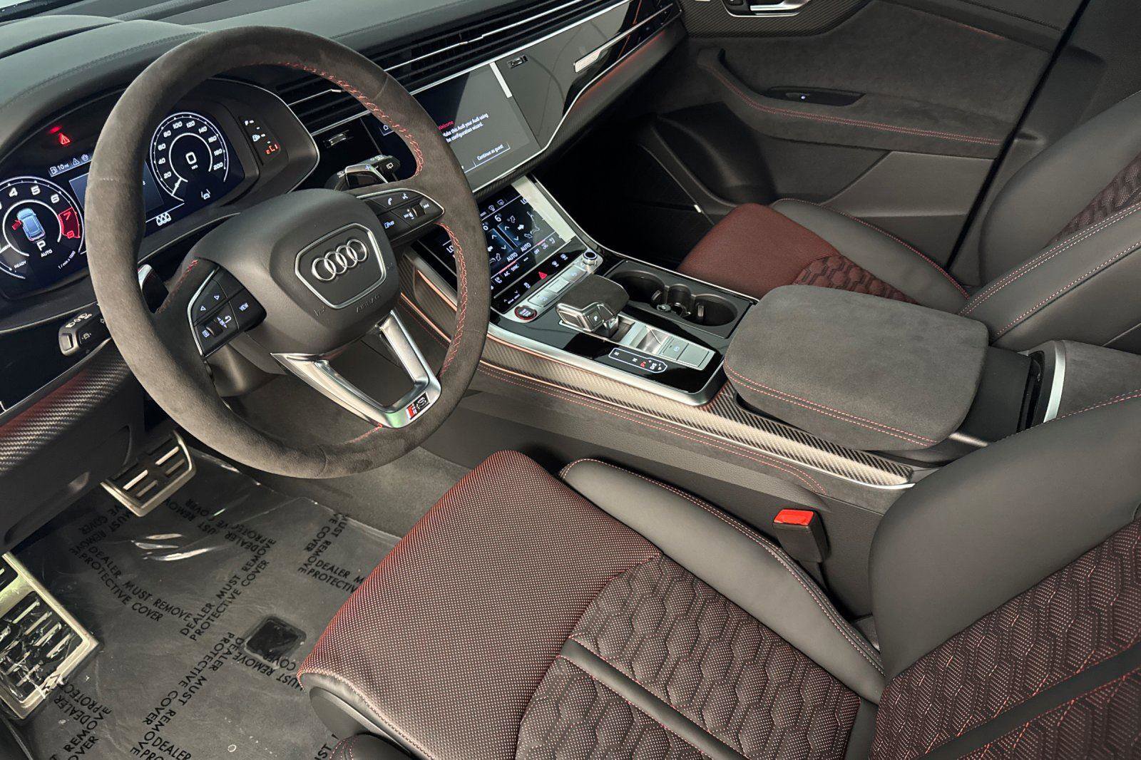 New 2025 Audi RS Q8 performance image 9