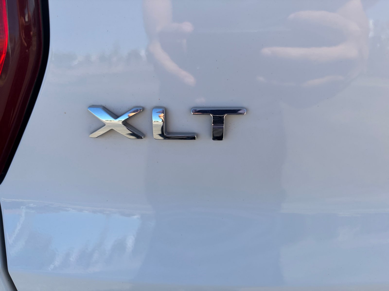 Used 2017 Ford Explorer XLT AWD/4WD image 29