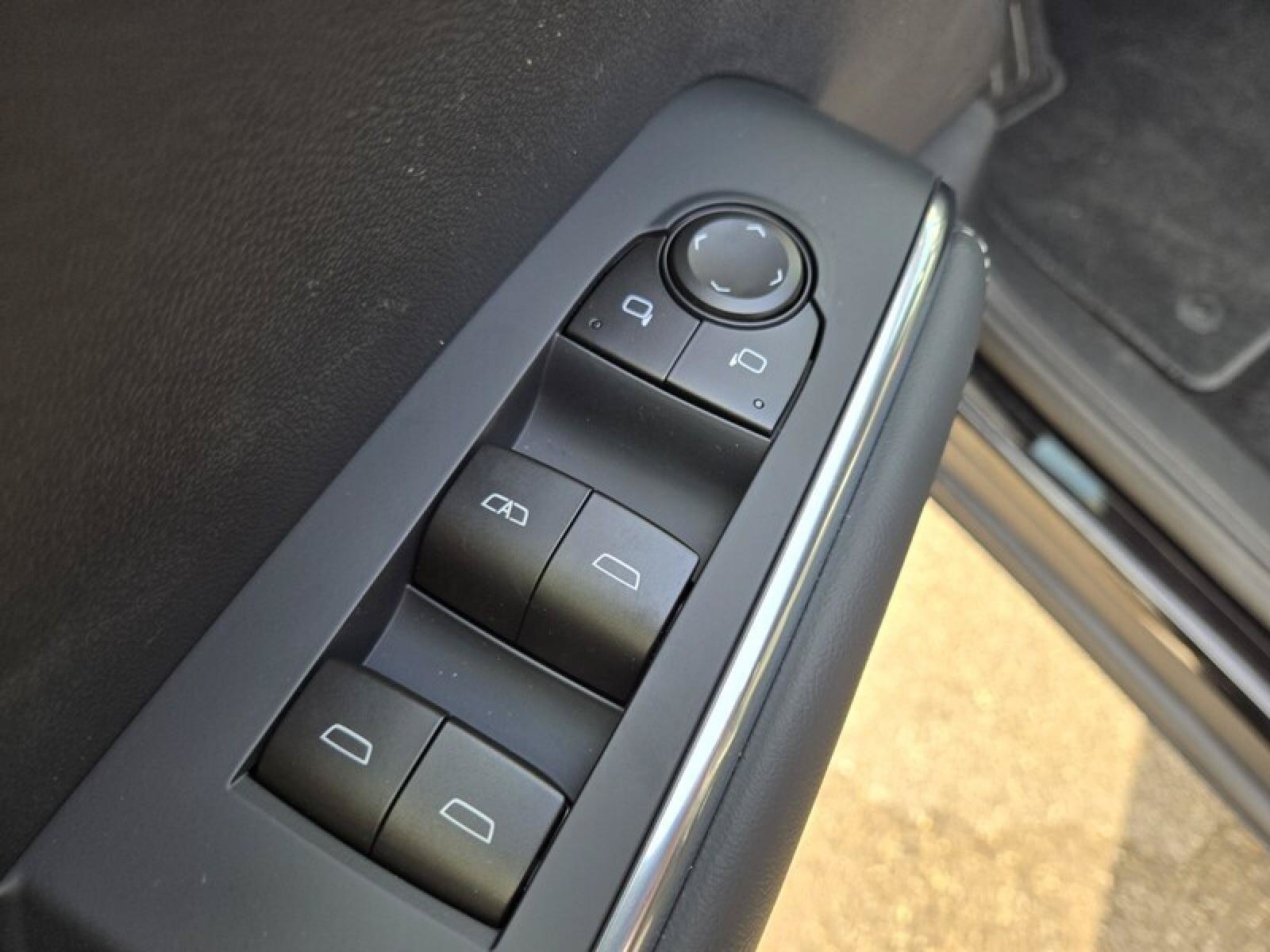 New 2026 GMC Acadia Elevation w/ Elevation Premium Package FWD image 23