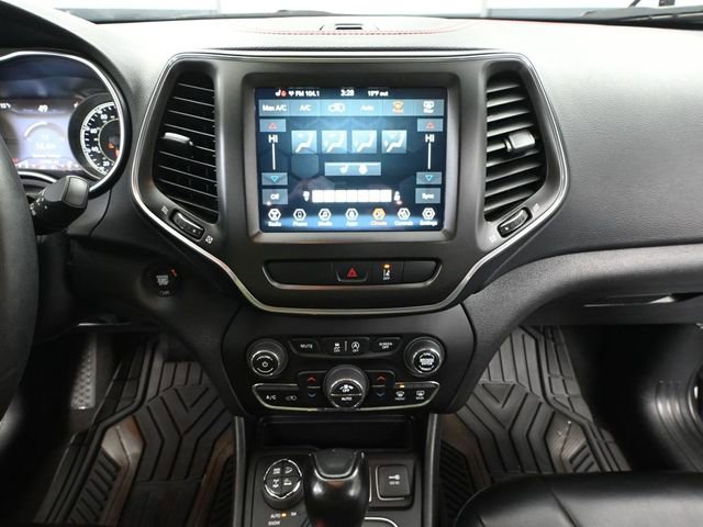 Used 2022 Jeep Cherokee Trailhawk image 31