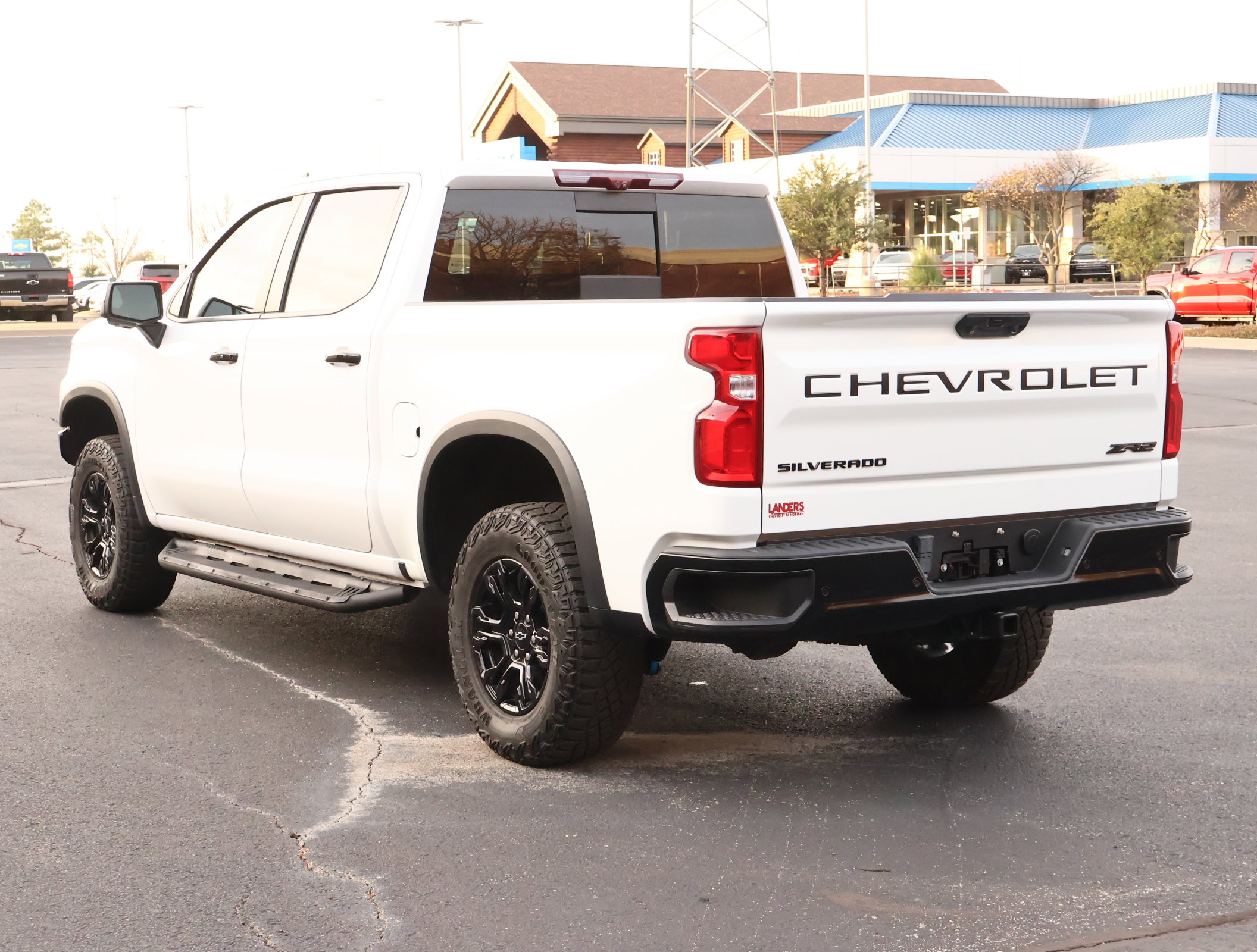 Used 2023 Chevrolet Silverado 1500 ZR2 w/ Technology Package image 7