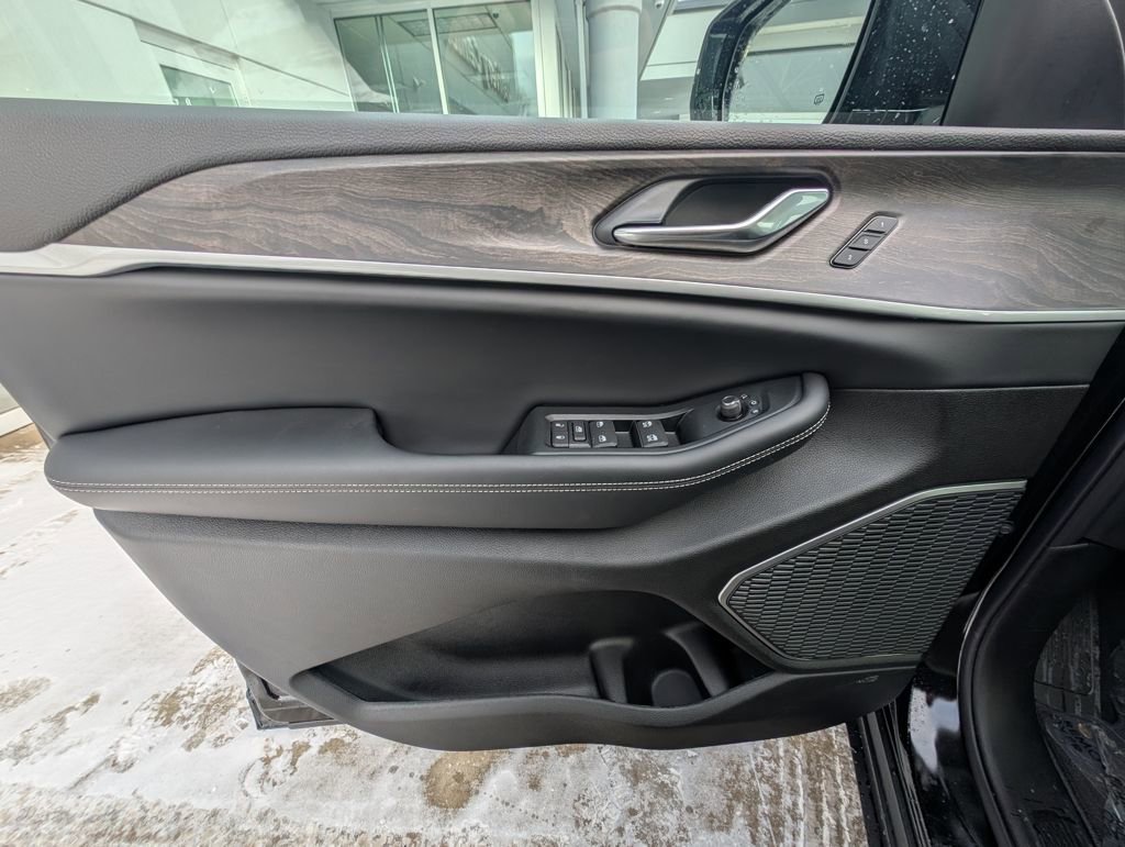 New 2026 Jeep Grand Cherokee Limited w/ Limited Altitude Package image 37