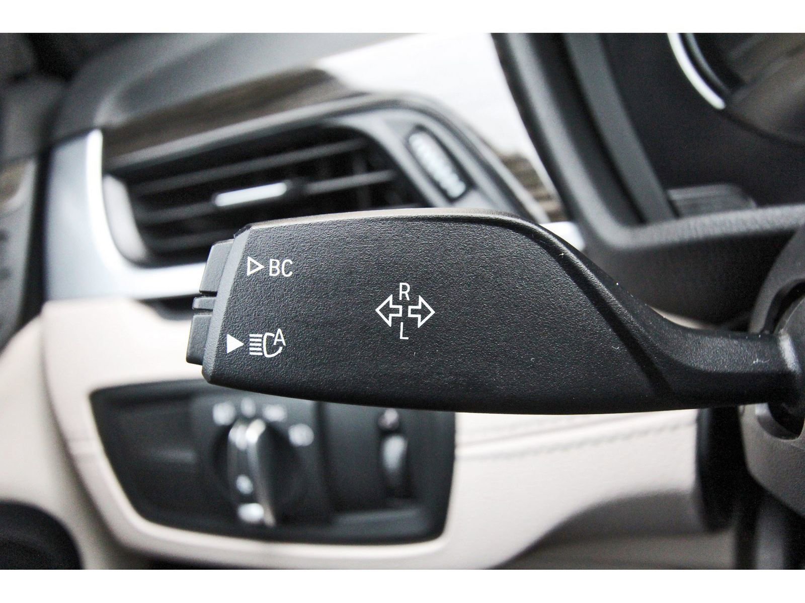 Used 2021 BMW X1 sDrive28i w/ Convenience Package image 20