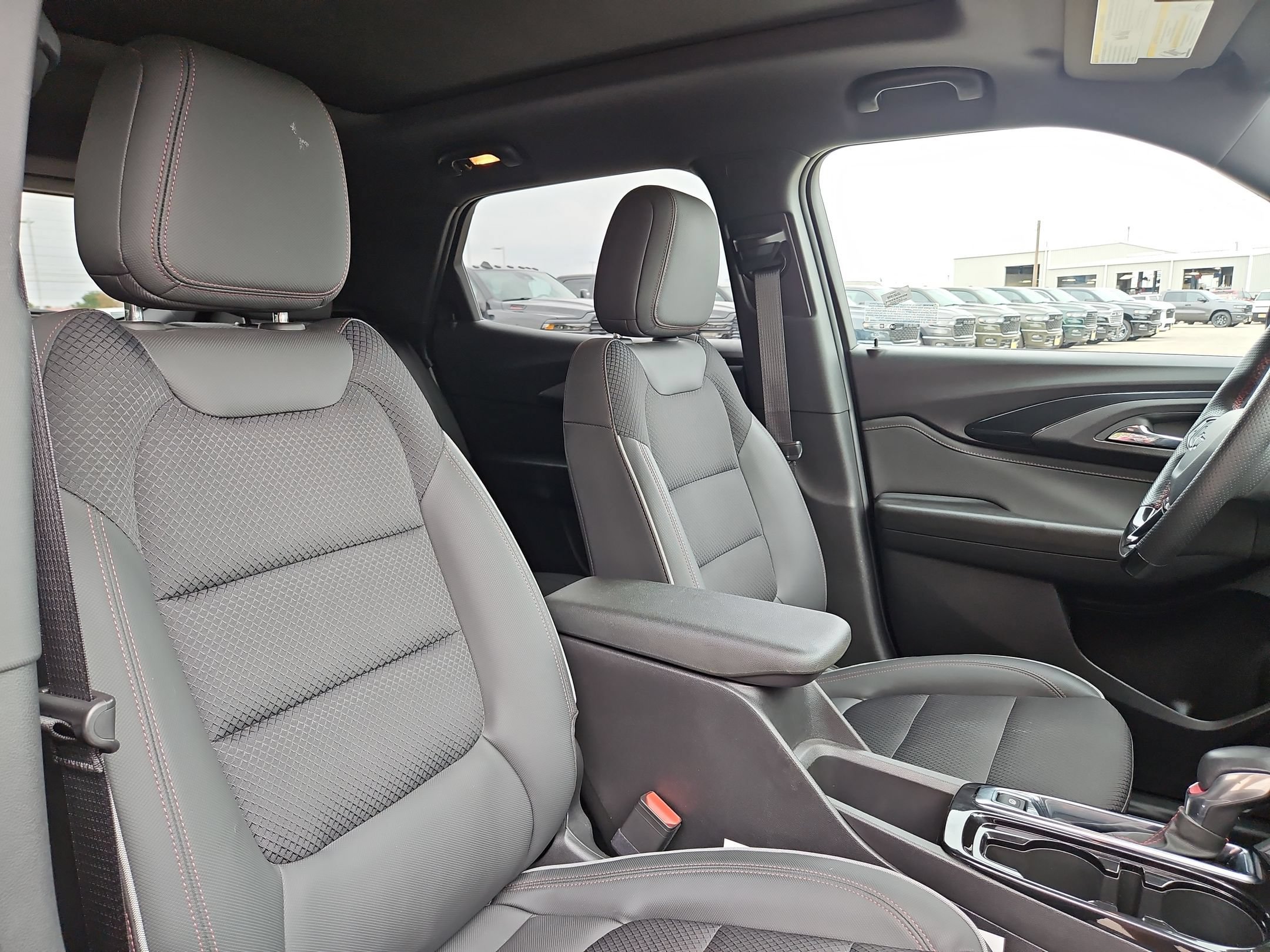 Used 2023 Chevrolet TrailBlazer RS w/ Sun and Liftgate Package FWD image 30