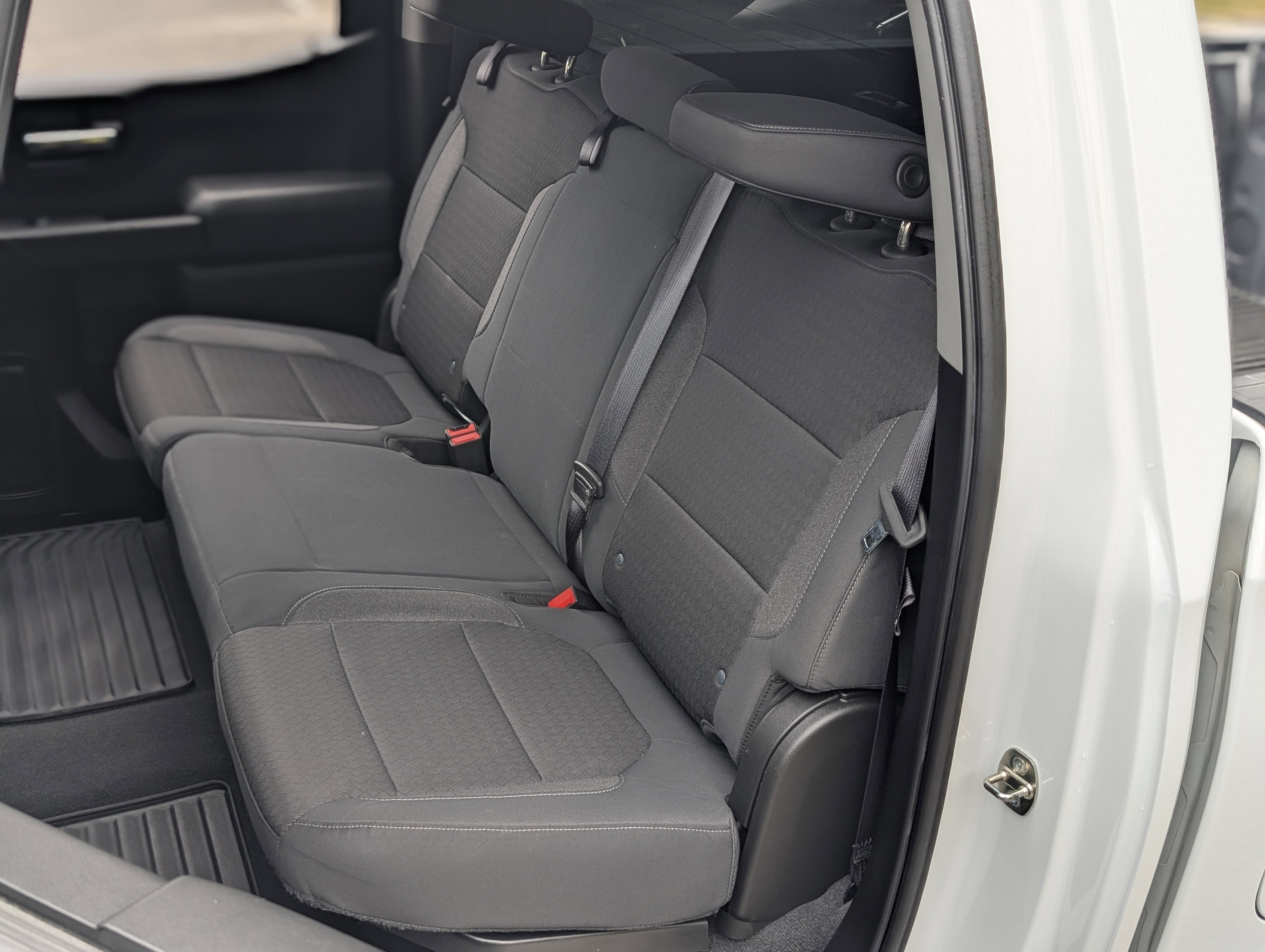 Used 2020 Chevrolet Silverado 1500 LT w/ All-Star Edition RWD image 17