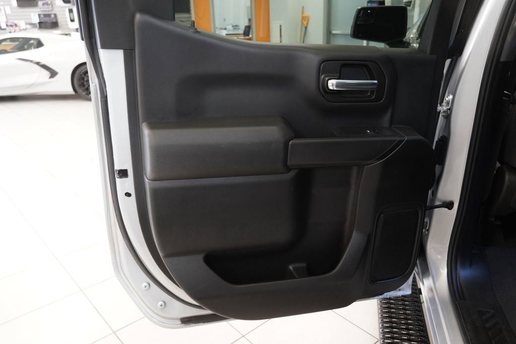 Used 2020 Chevrolet Silverado 1500 LT w/ All-Star Edition AWD/4WD image 21