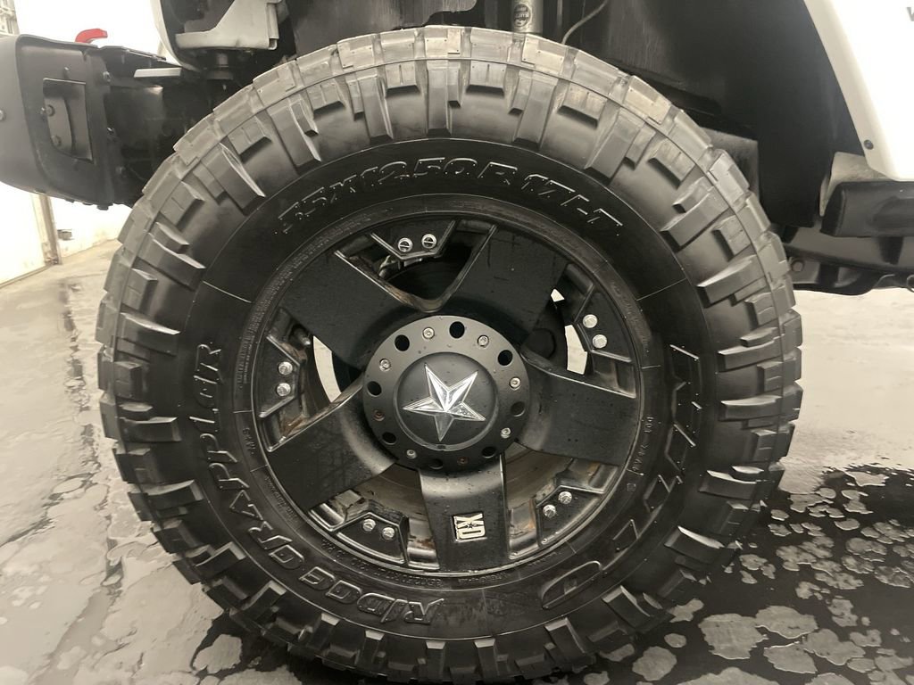 Used 2016 Jeep Wrangler Unlimited Rubicon AWD/4WD image 23