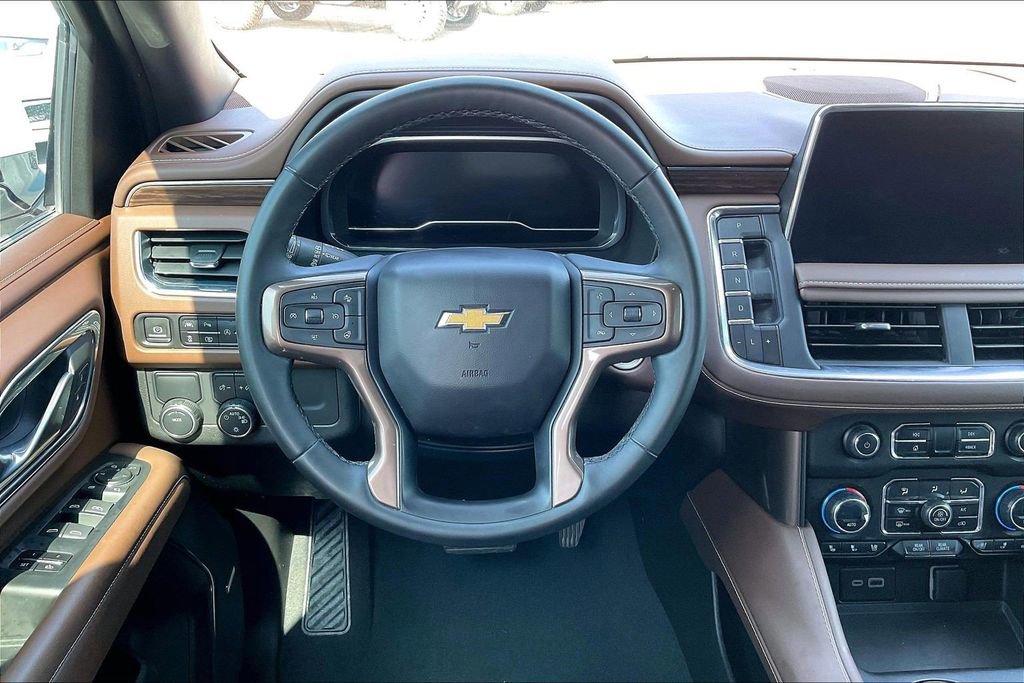 Used 2023 Chevrolet Tahoe High Country RWD image 8
