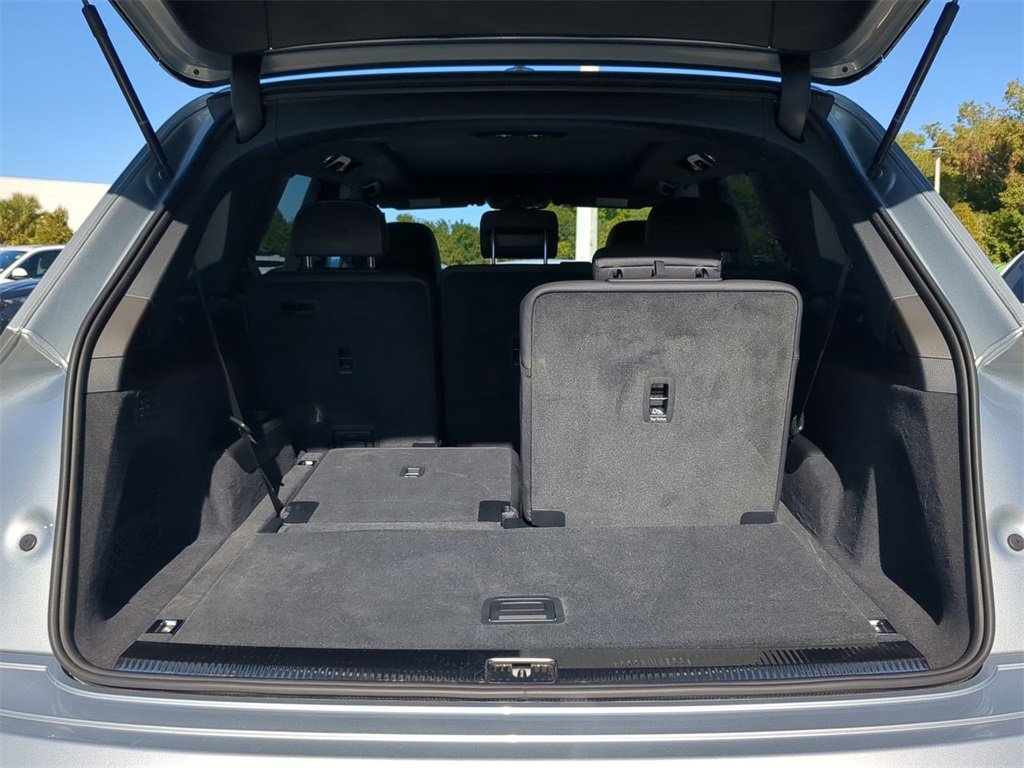 Used 2025 Audi Q7 3.0T Premium Plus image 14