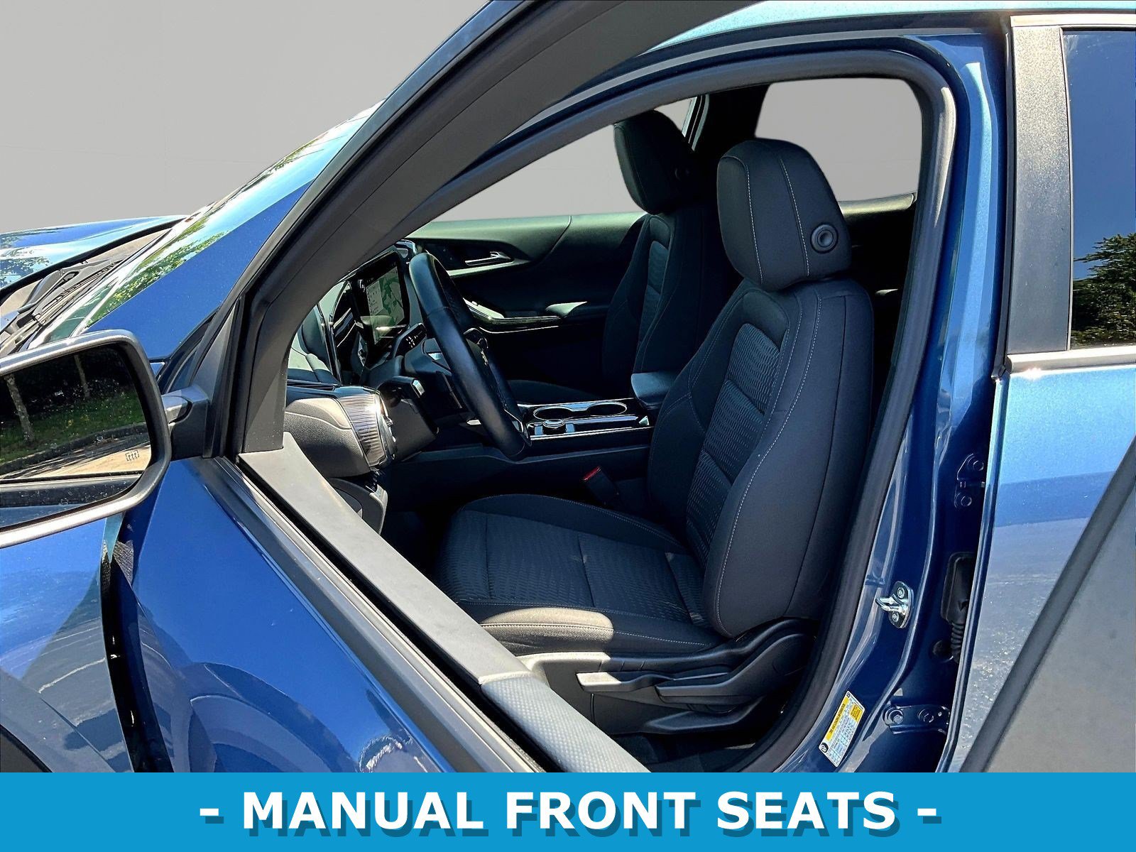 Used 2026 Chevrolet Equinox LT w/ Safety and Technology Package AWD/4WD image 21