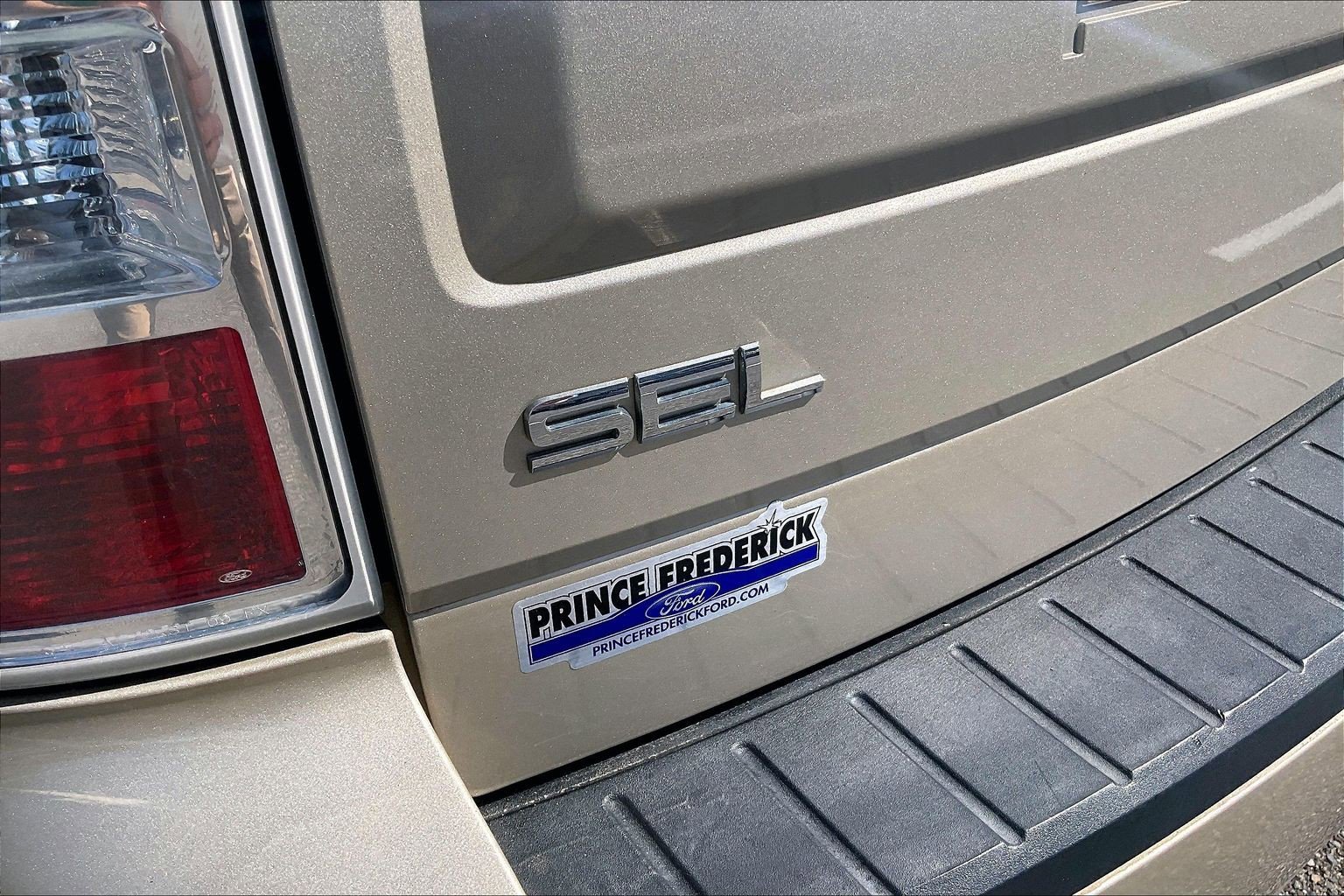 Used 2017 Ford Flex SEL w/ Equipment Group 202A AWD/4WD image 8