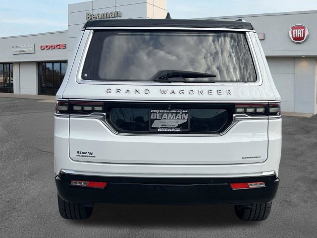 Used 2023 Jeep Grand Wagoneer Series III AWD/4WD image 6