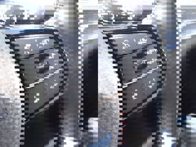 Used 2025 Honda HR-V Sport image 14