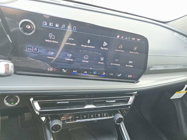 New 2027 Chevrolet Traverse LT w/ Midnight/Sport Edition FWD image 23