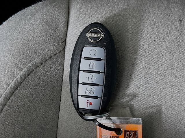 Used 2025 Nissan Altima 2.5 SV image 21