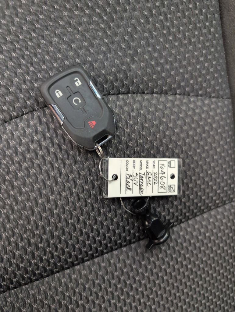 Used 2022 GMC Terrain SLE w/ Driver Convenience Package image 46