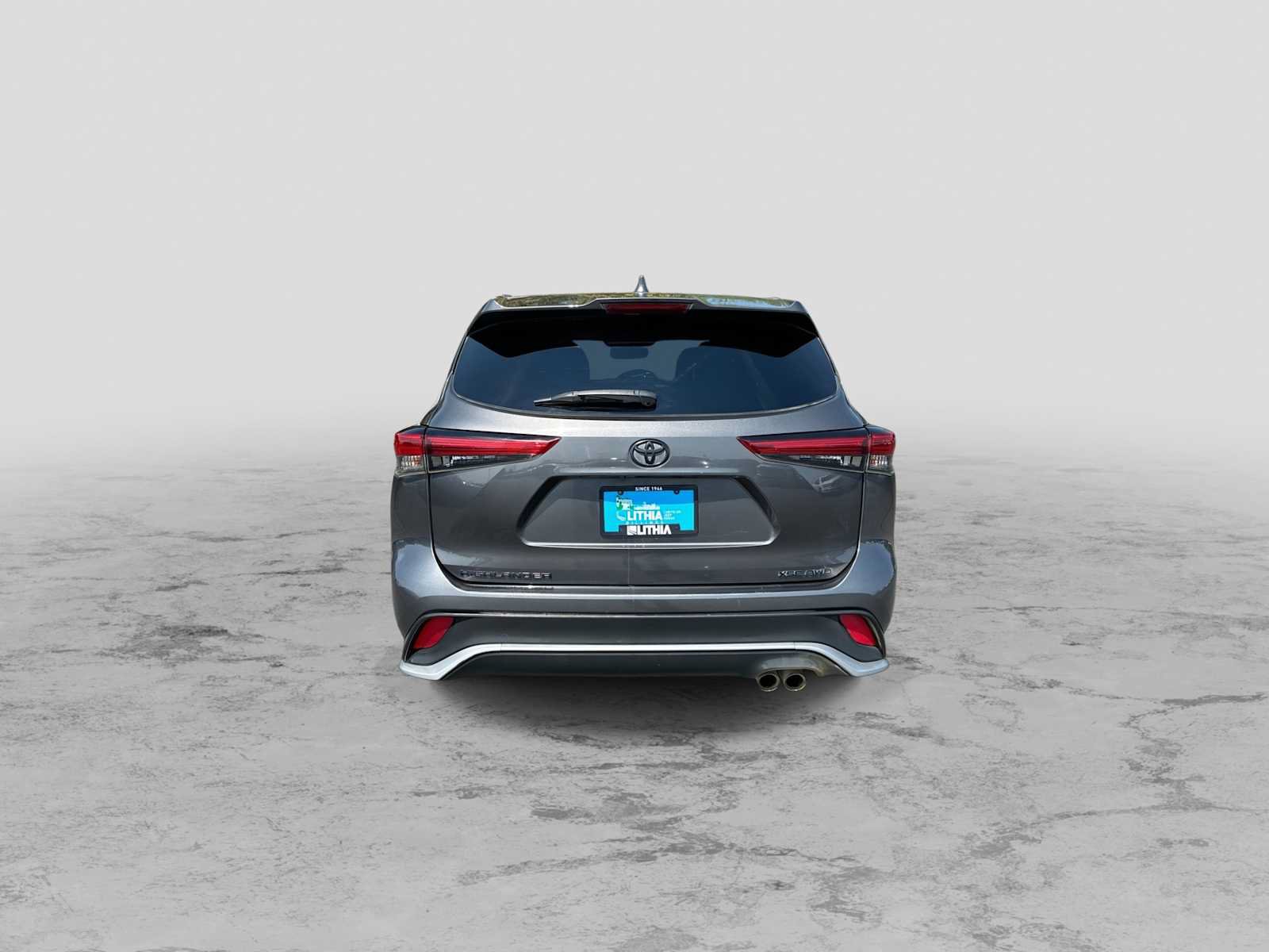 Used 2021 Toyota Highlander XSE AWD/4WD image 7