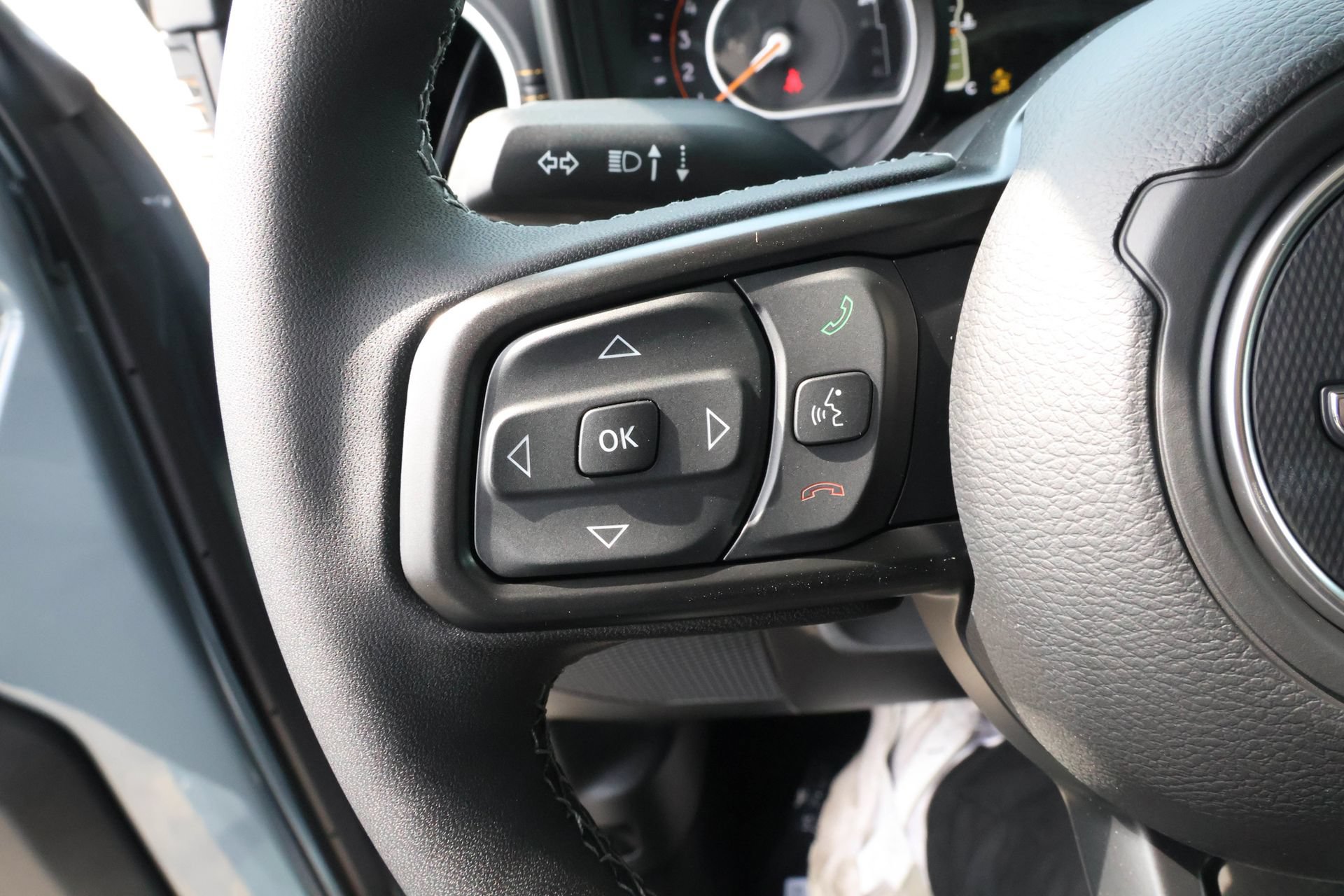 New 2026 Jeep Gladiator Sport AWD/4WD image 27