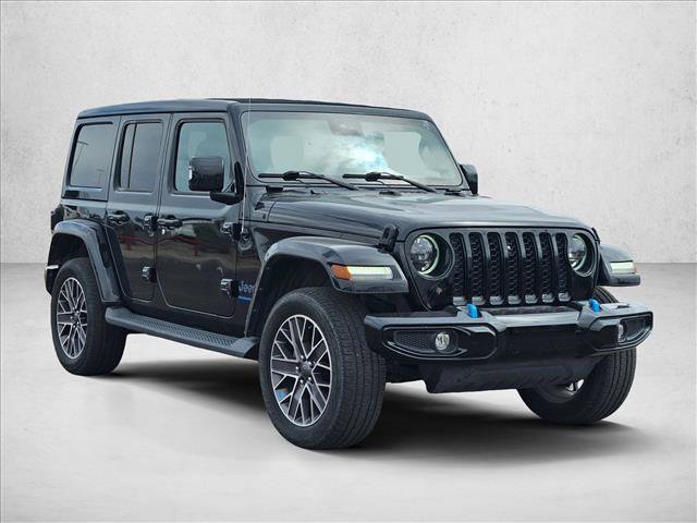 Used 2023 Jeep Wrangler Unlimited Sahara image 3
