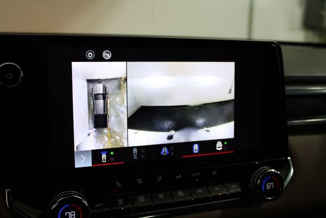Used 2023 GMC Canyon AT4 w/ Technology Package AWD/4WD image 21