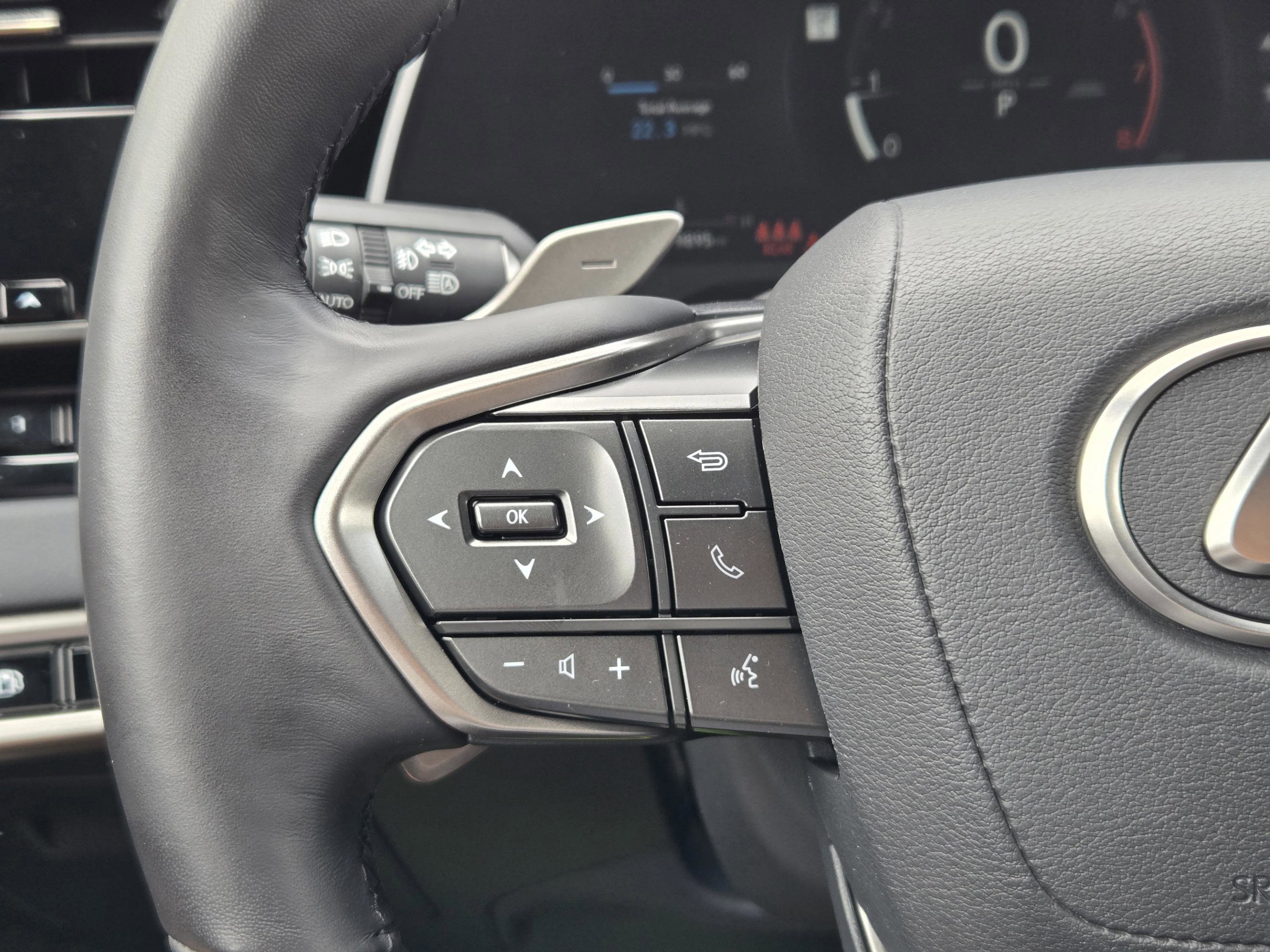 Certified 2025 Lexus RX 350 Premium w/ Accessory Package (Z1) FWD image 25