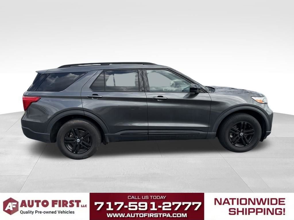 Used 2020 Ford Explorer XLT w/ Equipment Group 202A image 2