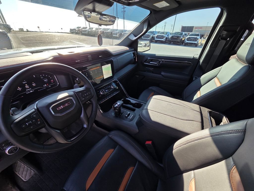 Used 2025 GMC Sierra 1500 AT4 w/ AT4 Premium Package image 9