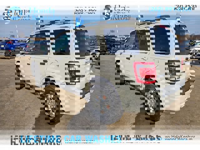 Used 2009 Ford Escape XLT image 3