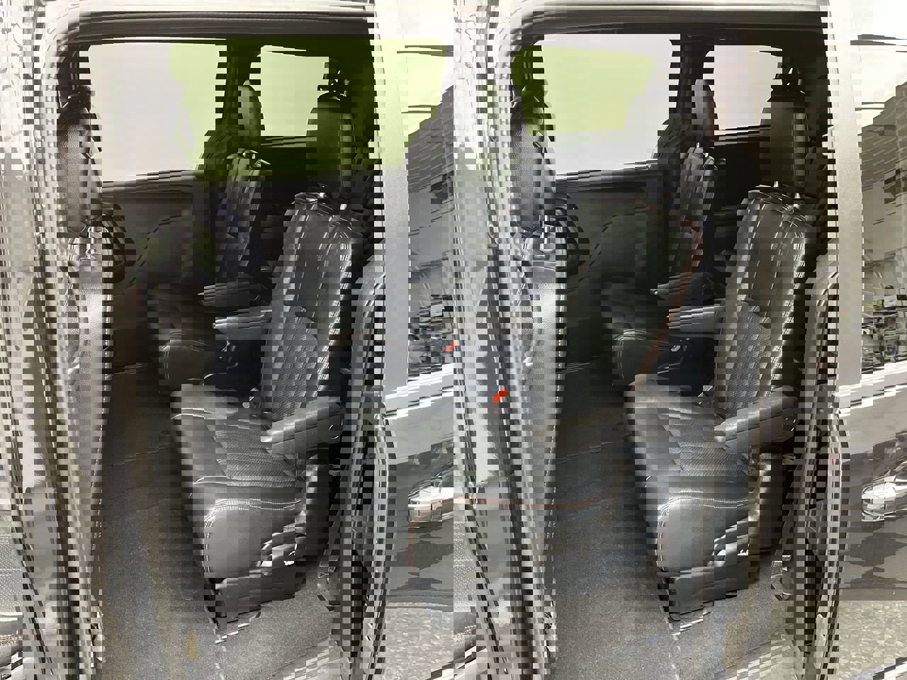 Used 2016 Dodge Grand Caravan R/T image 10