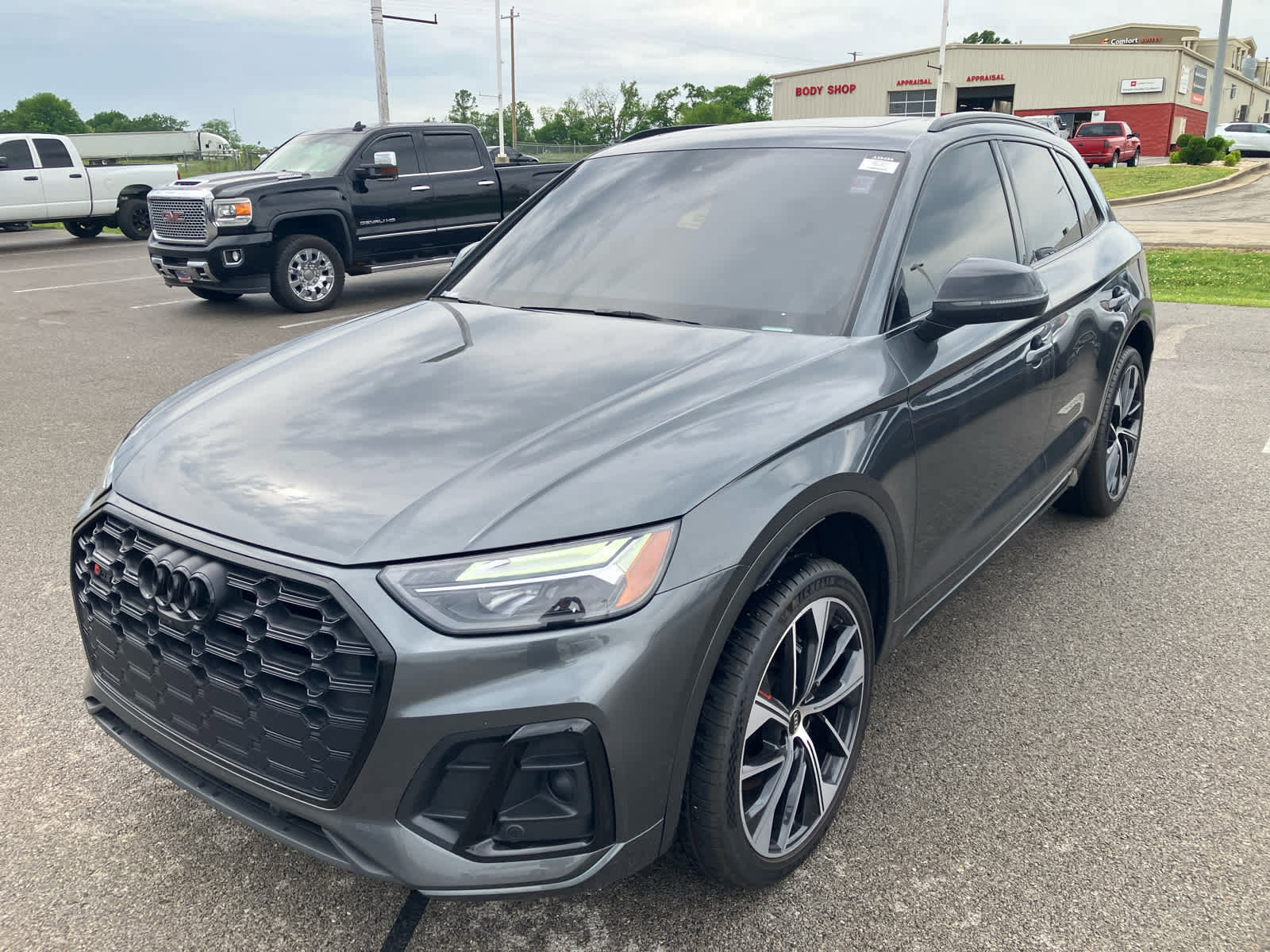 Used 2022 Audi SQ5 Premium Plus AWD/4WD image 3