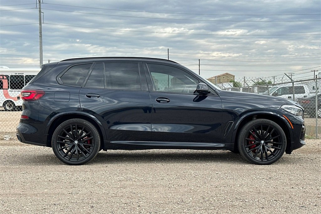 Used 2021 BMW X5 sDrive40i w/ M Sport Package image 3
