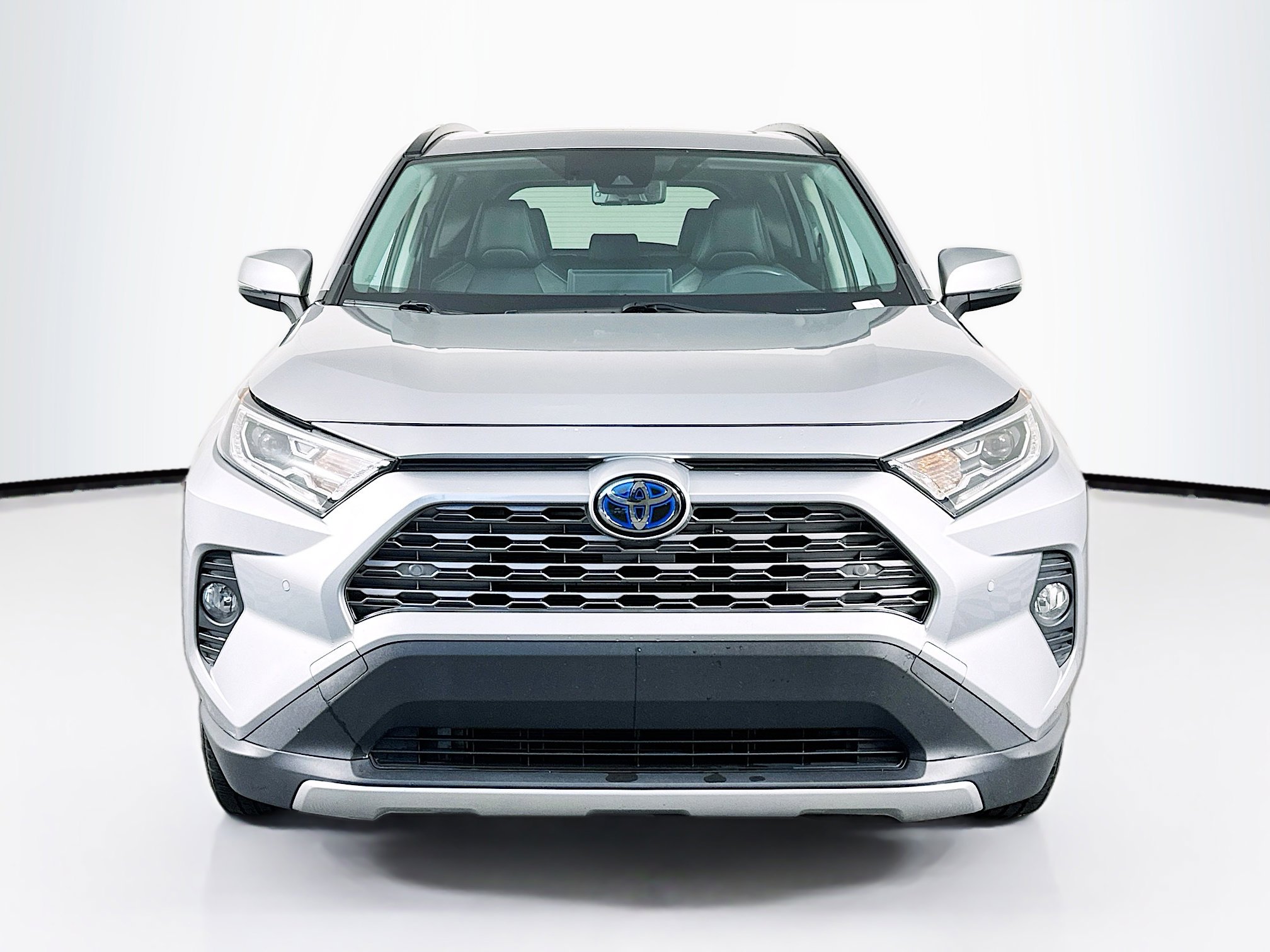 Used 2019 Toyota RAV4 Limited image 2
