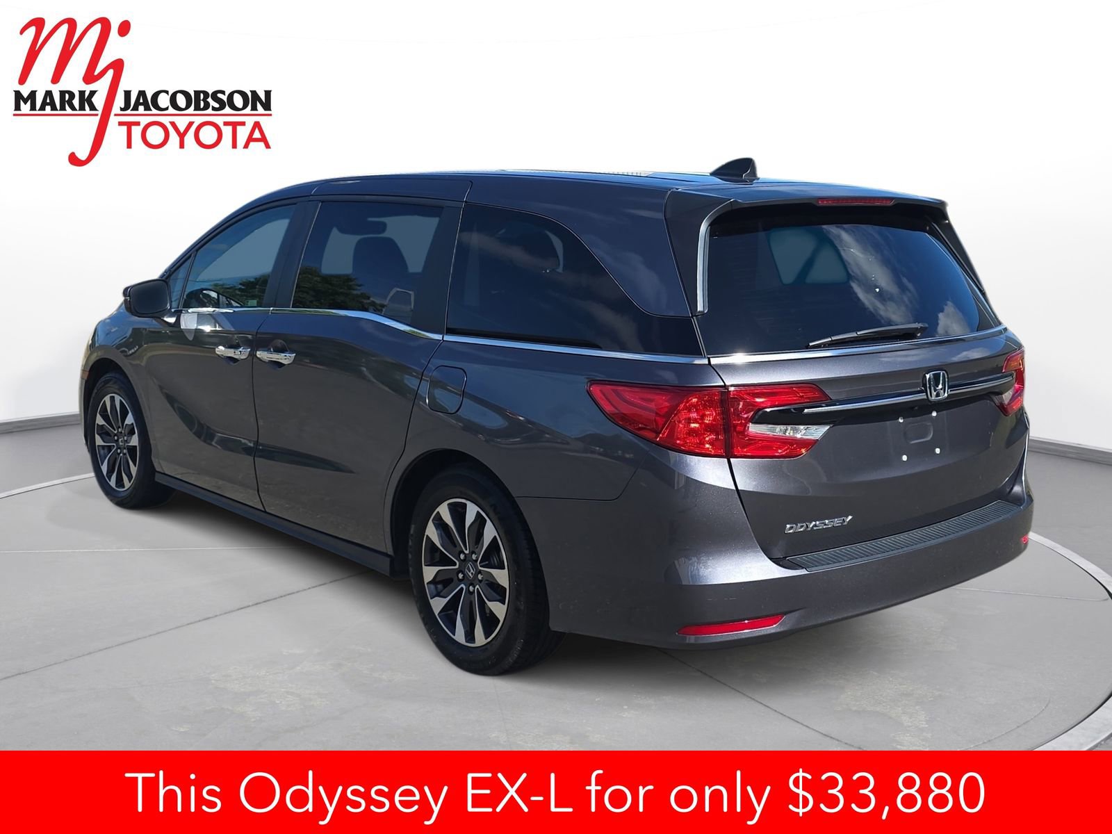 Used 2024 Honda Odyssey EX-L image 13