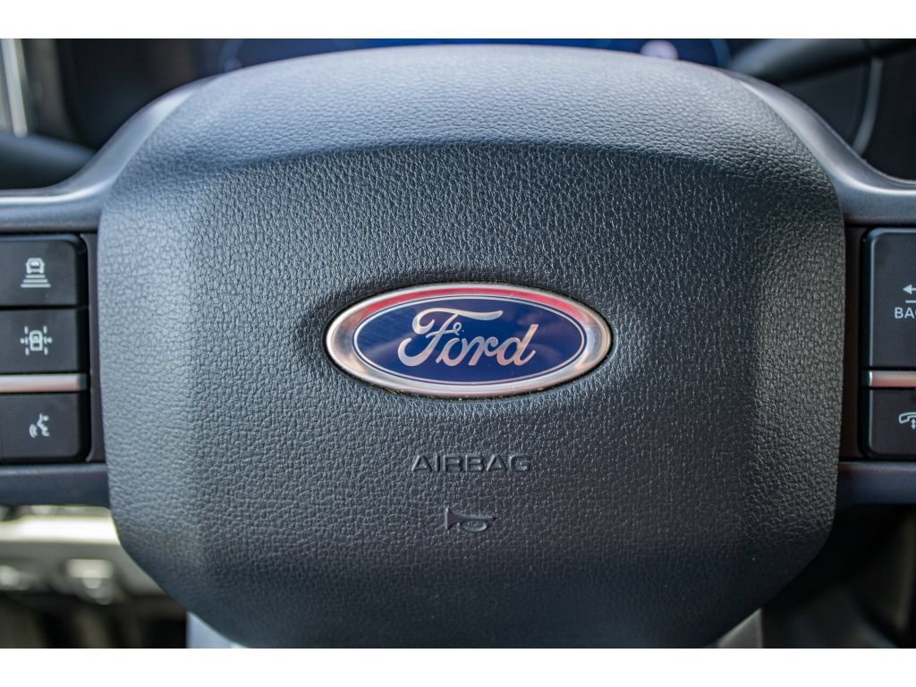 Used 2023 Ford F350 Lariat w/ Tow Technology Package AWD/4WD image 40