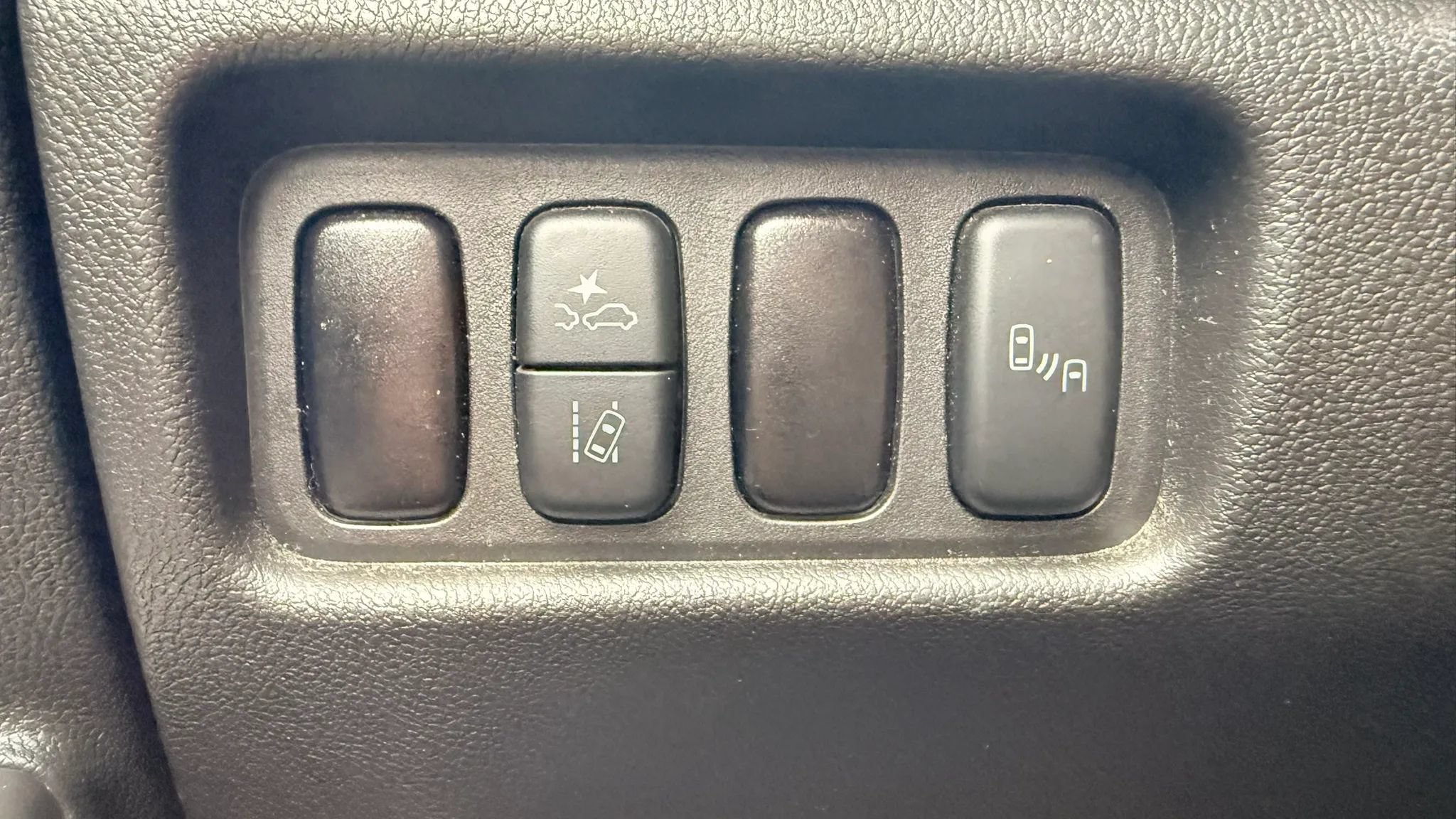 Used 2024 Mitsubishi Outlander Sport SE AWD/4WD image 27