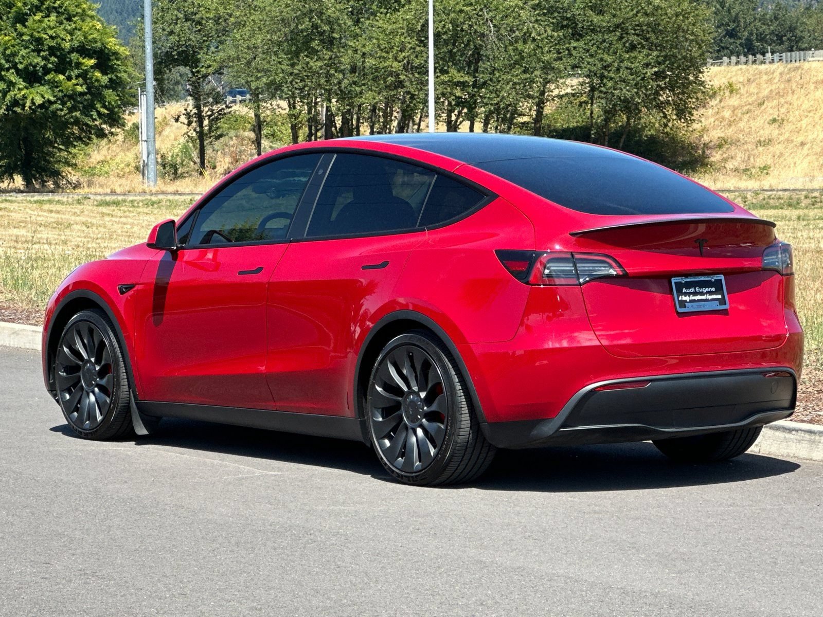 Used 2022 Tesla Model Y Performance AWD/4WD image 5