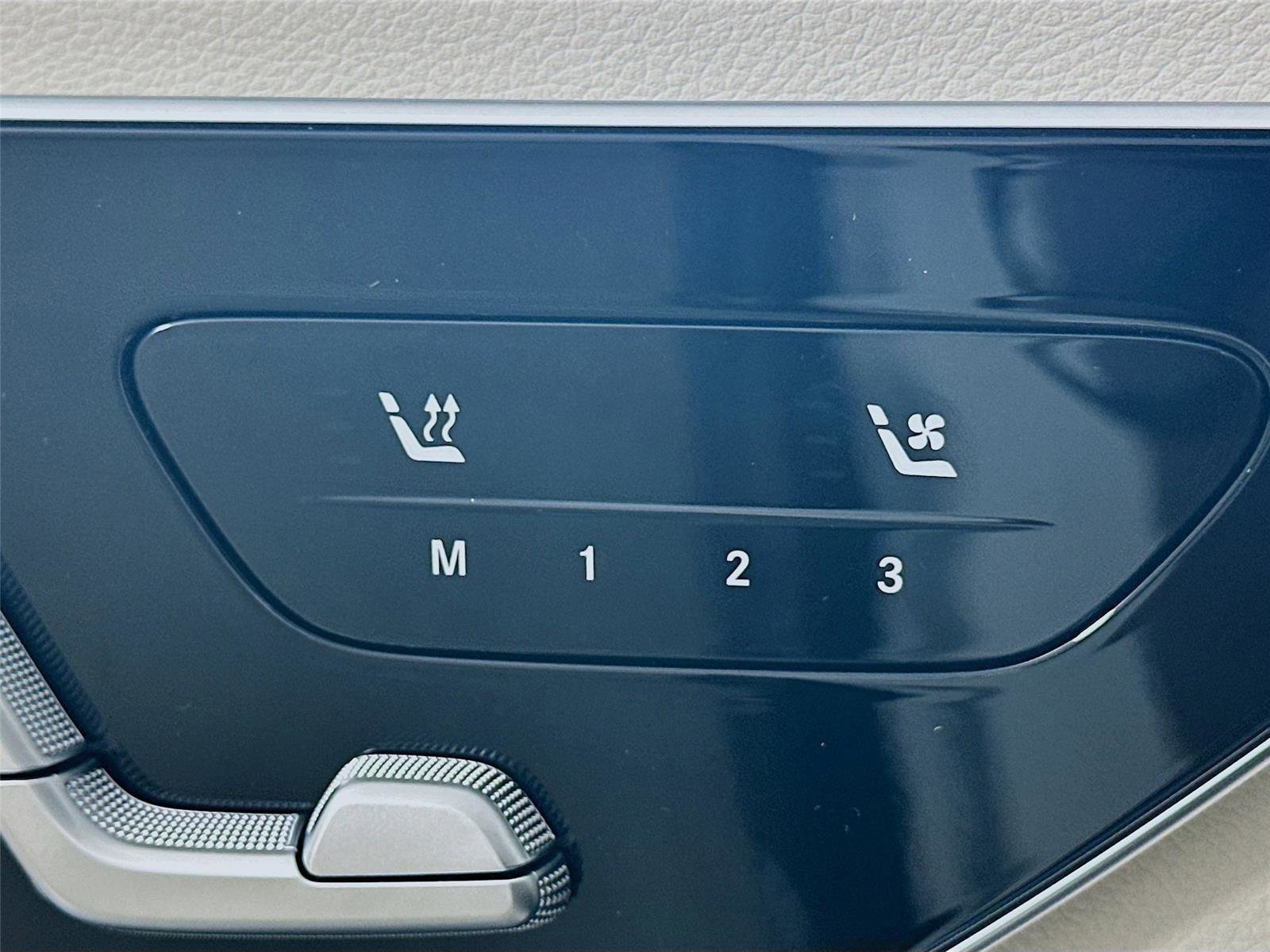 Used 2026 Mercedes-Benz E 350 4MATIC Sedan image 26