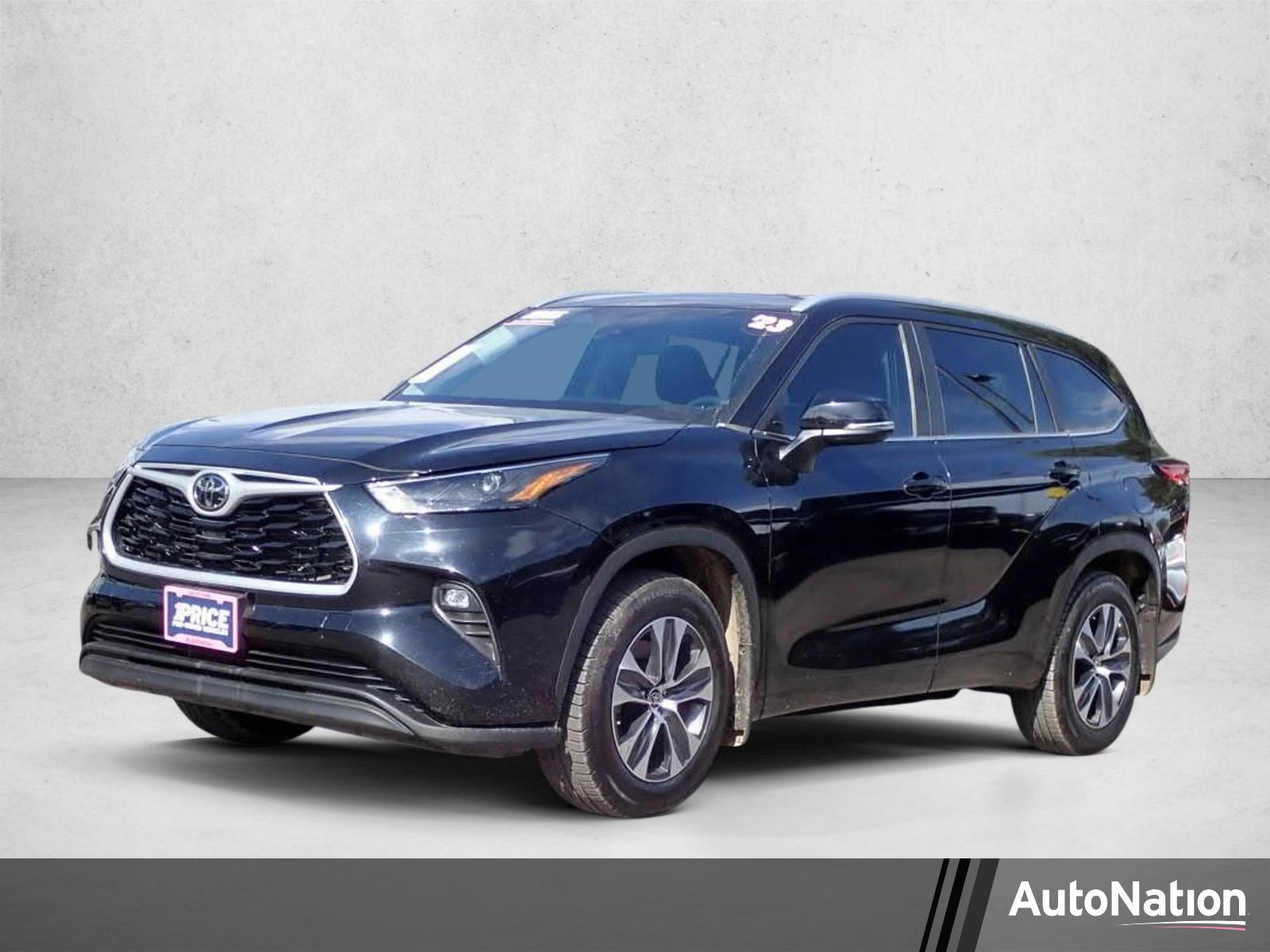 Used 2023 Toyota Highlander XLE
