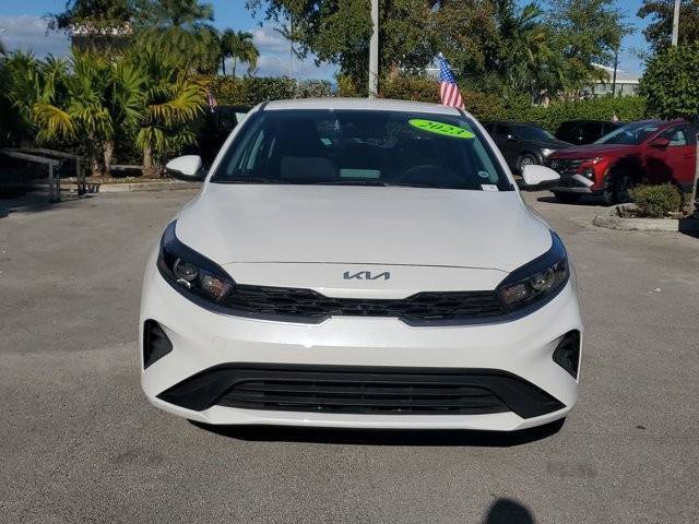 Used 2023 Kia Forte LXS w/ LXS Technology Package image 2