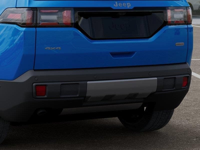 New 2026 Jeep Cherokee Overland w/ Trailer Tow Group AWD/4WD image 13