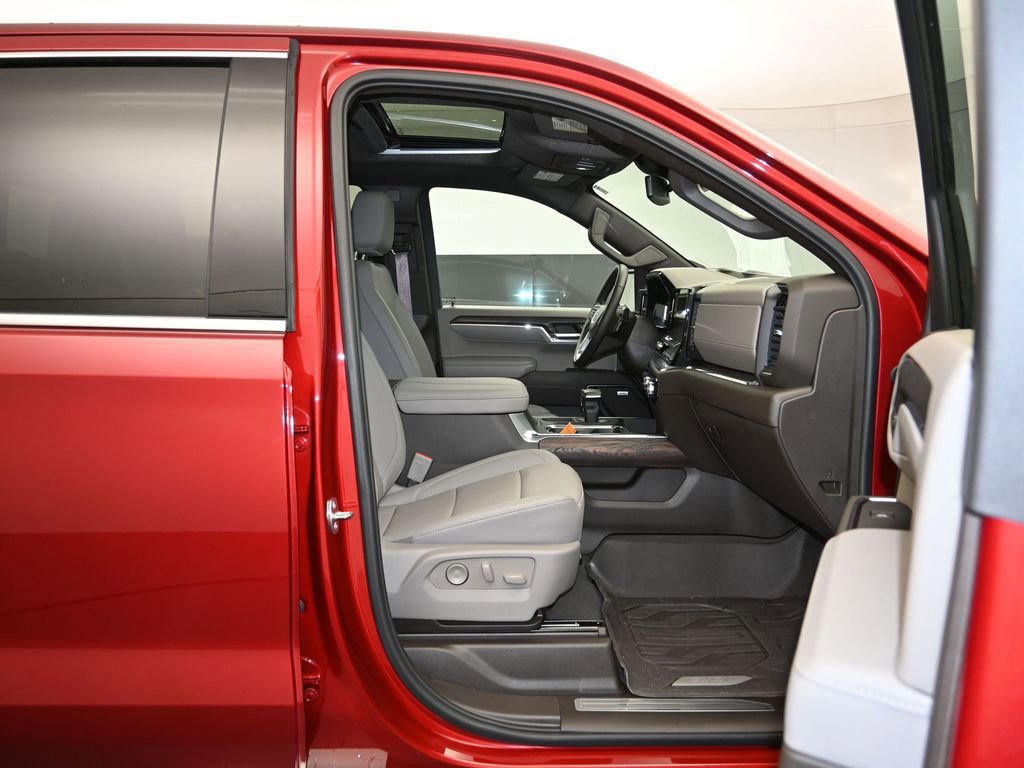 Certified 2024 GMC Sierra 1500 SLT w/ SLT Premium Plus Package AWD/4WD image 29