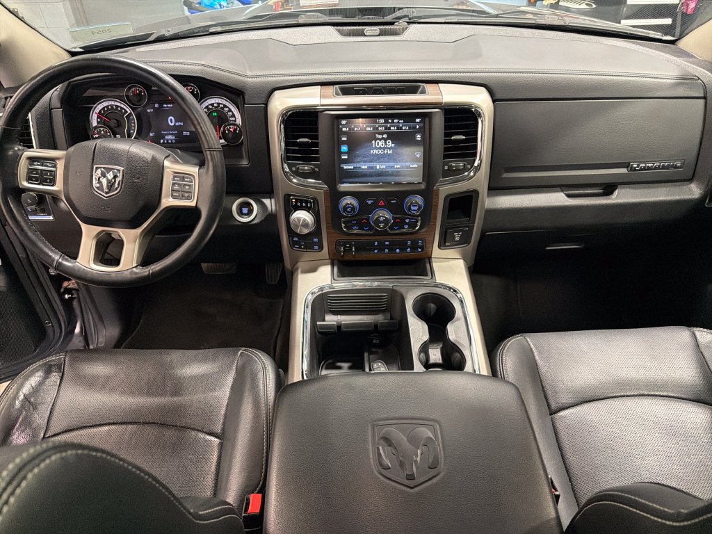 Used 2017 RAM 1500 Laramie w/ Convenience Group AWD/4WD image 5